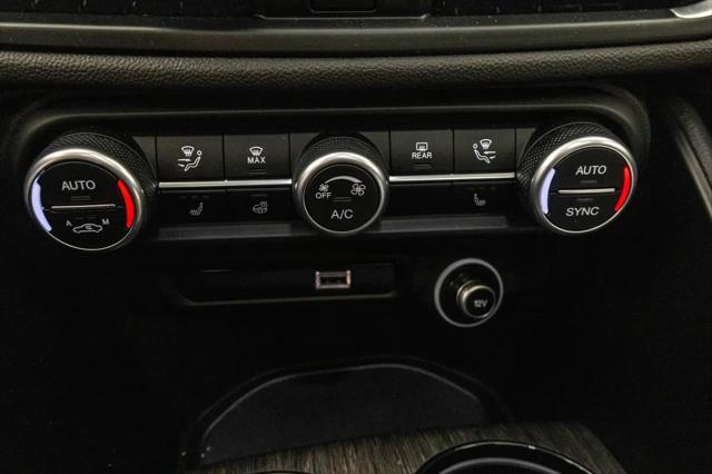 2022 Alfa Romeo Giulia Ti AWD