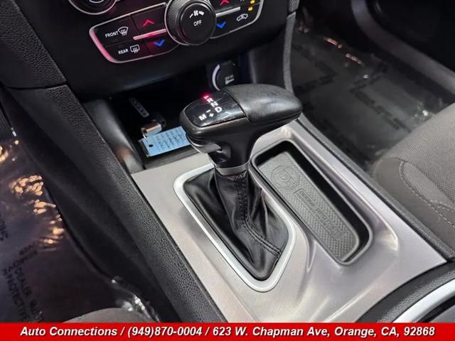 2022 Dodge Charger SXT RWD