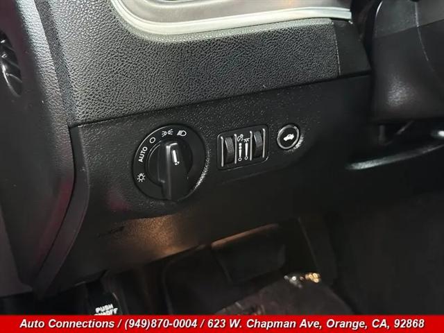 2022 Dodge Charger SXT RWD
