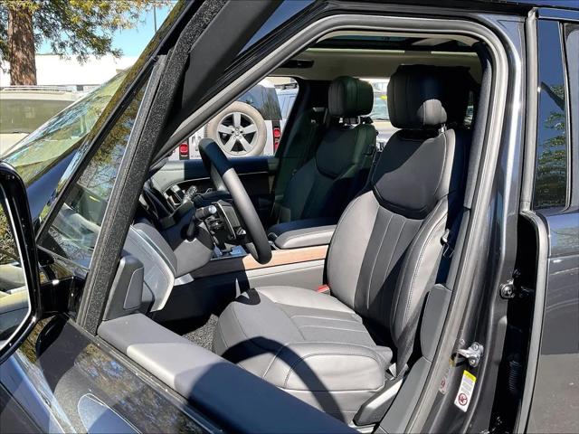 2026 Land Rover Range Rover P400 SE 7 Seat