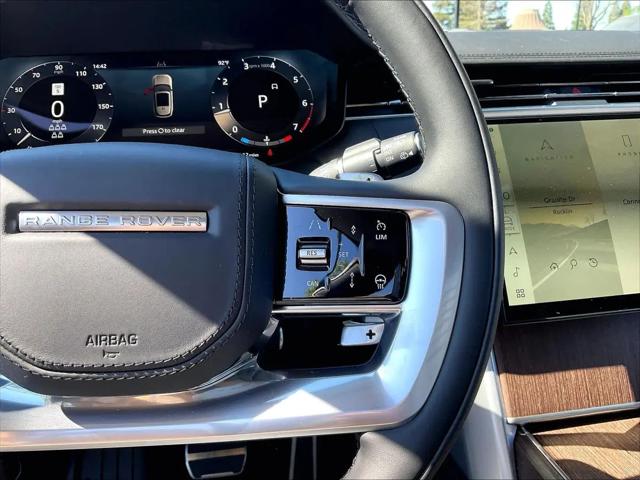 2026 Land Rover Range Rover P400 SE 7 Seat