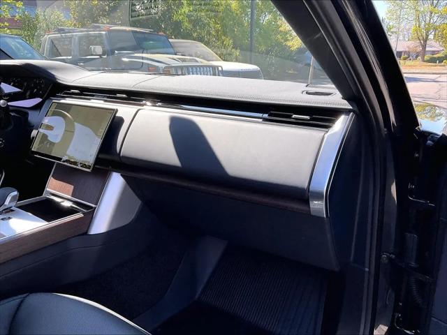 2026 Land Rover Range Rover P400 SE 7 Seat