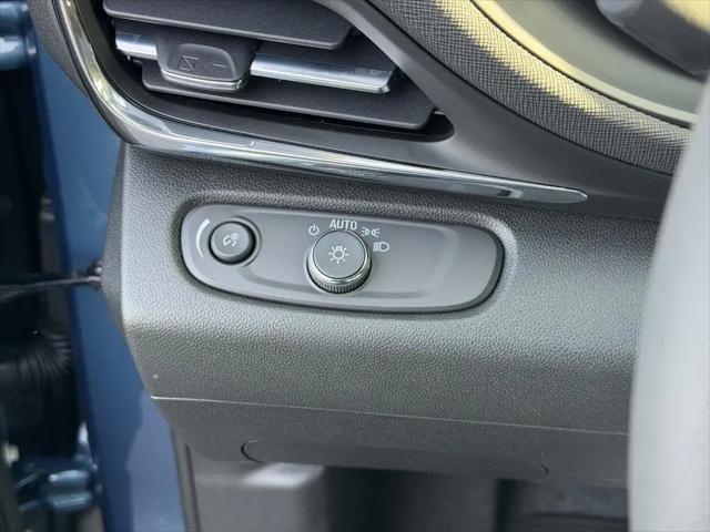 2026 Buick NV Preferred FWD