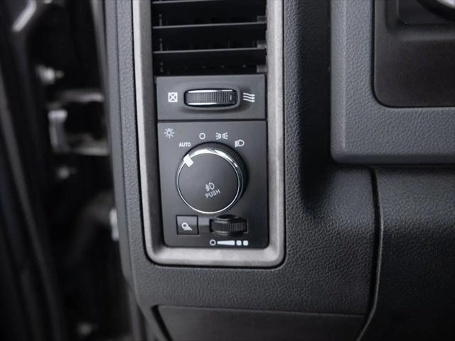 2018 Ram 1500 Express Quad Cab 4x4 6'4" Box