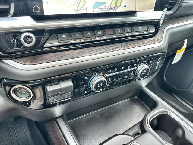 2026 GMC Sierra 1500 Crew Cab, Short Bed, SLT, 4WD