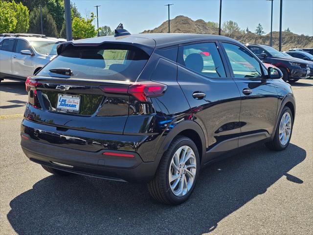 2027 Chevrolet Bolt LT FWD