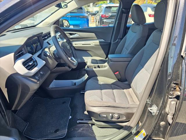 2027 Chevrolet Bolt LT FWD