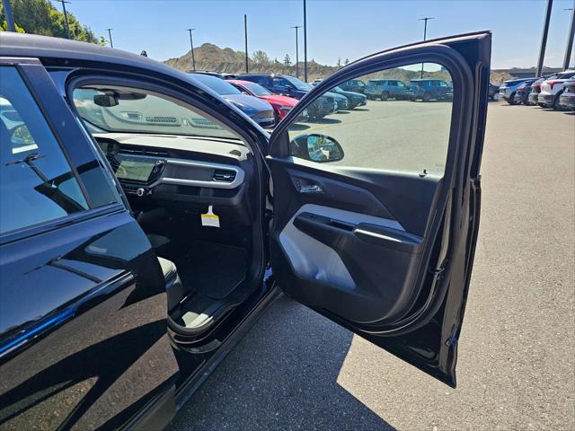 2027 Chevrolet Bolt LT FWD