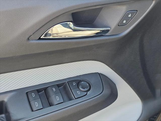 2027 Chevrolet Bolt LT FWD
