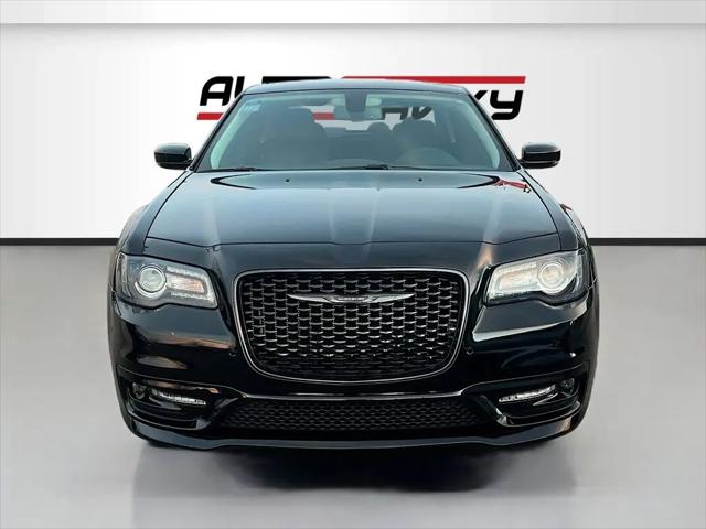 2023 Chrysler 300 Touring L AWD