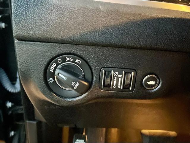 2023 Chrysler 300 Touring L AWD