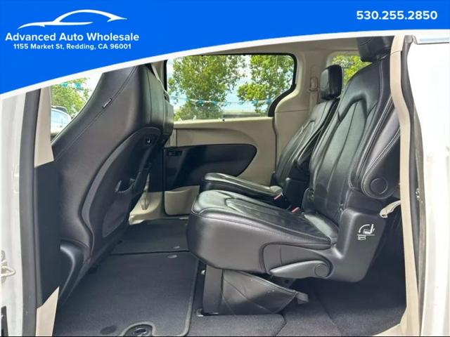 2022 Chrysler Pacifica Touring L