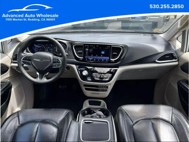 2022 Chrysler Pacifica Touring L