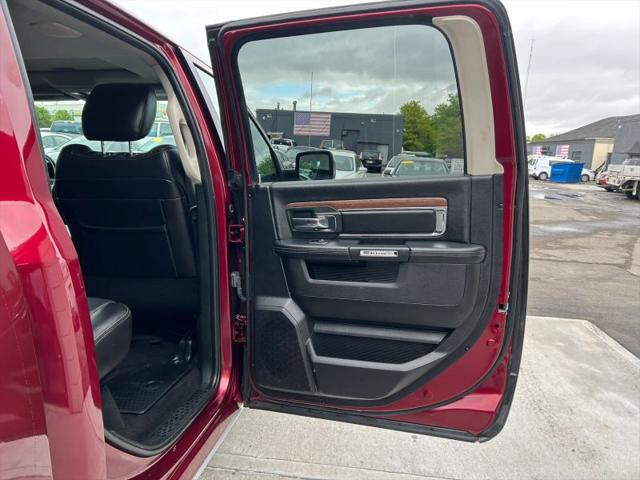 2018 Ram 1500 Laramie Crew Cab 4x4 5'7" Box