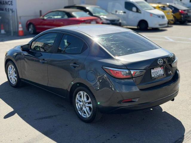 2016 Scion iA Base