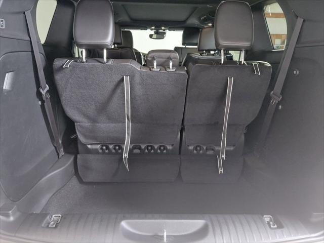 2026 Chrysler Pacifica Select AWD