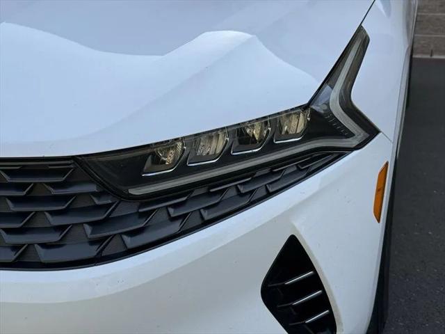 2021 Kia K5 LXS