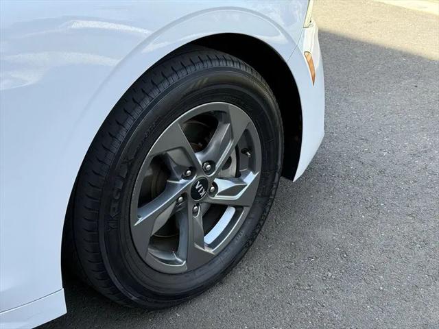 2021 Kia K5 LXS
