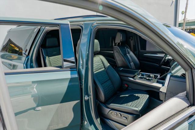 2025 Cadillac Escalade V-Series
