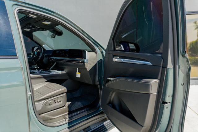 2025 Cadillac Escalade V-Series