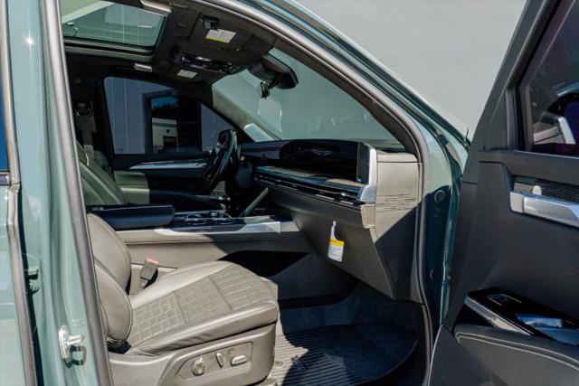 2025 Cadillac Escalade V-Series