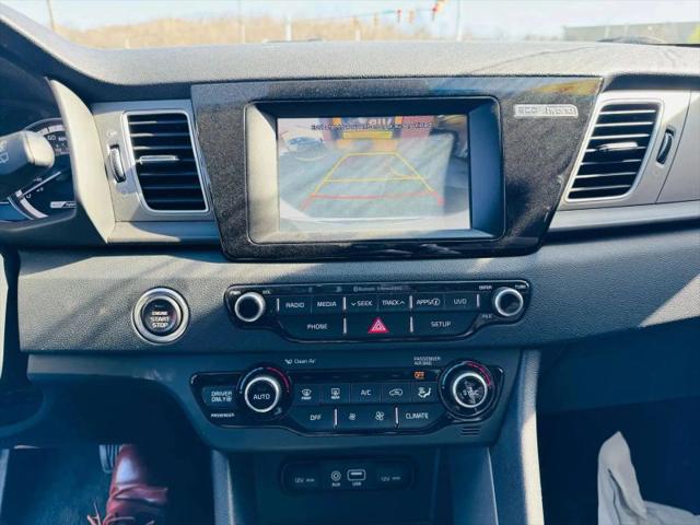 2017 Kia Niro LX