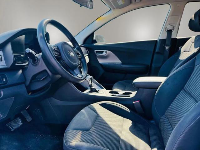 2017 Kia Niro LX