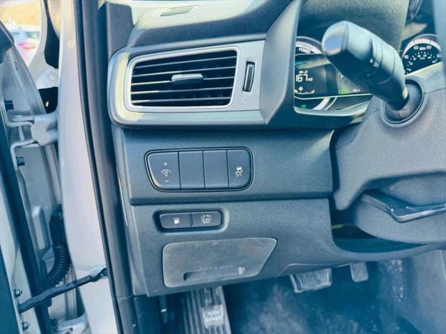 2017 Kia Niro LX