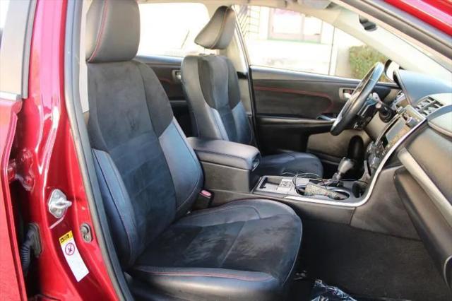 2016 Toyota Camry XSE