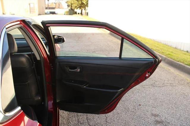 2016 Toyota Camry XSE