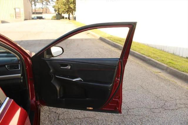 2016 Toyota Camry XSE