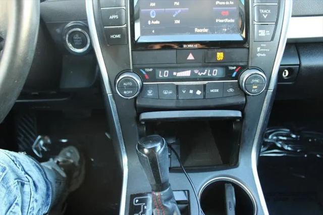 2016 Toyota Camry XSE