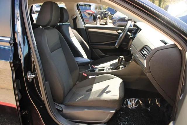2021 Volkswagen Jetta 1.4T R-Line