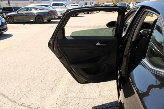 2021 Volkswagen Jetta 1.4T R-Line