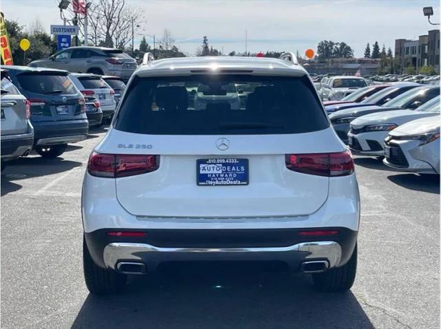 2022 Mercedes-Benz GLB 250