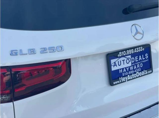 2022 Mercedes-Benz GLB 250