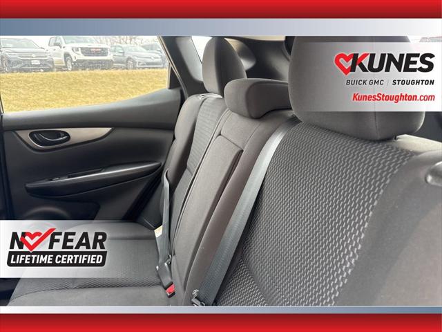 2021 Nissan Rogue Sport S FWD Xtronic CVT
