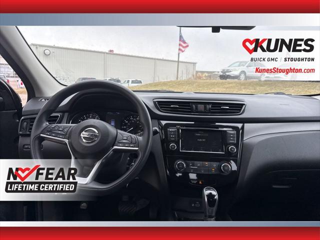 2021 Nissan Rogue Sport S FWD Xtronic CVT
