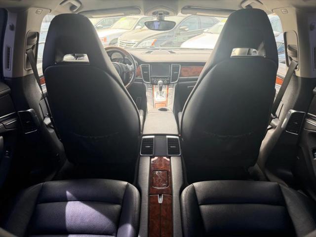 2012 Porsche Panamera 4