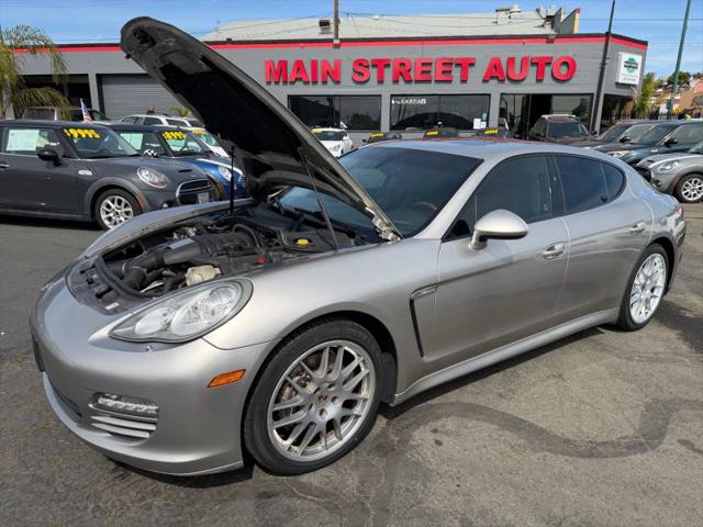 2012 Porsche Panamera 4