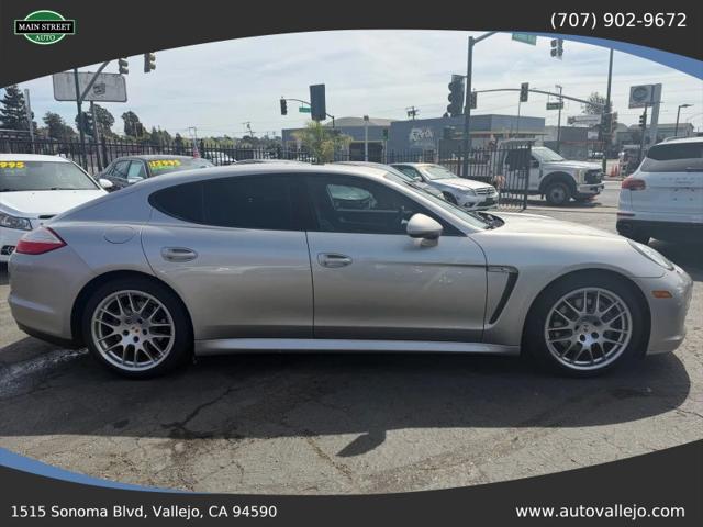 2012 Porsche Panamera 4