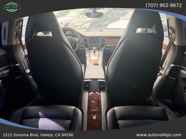 2012 Porsche Panamera 4