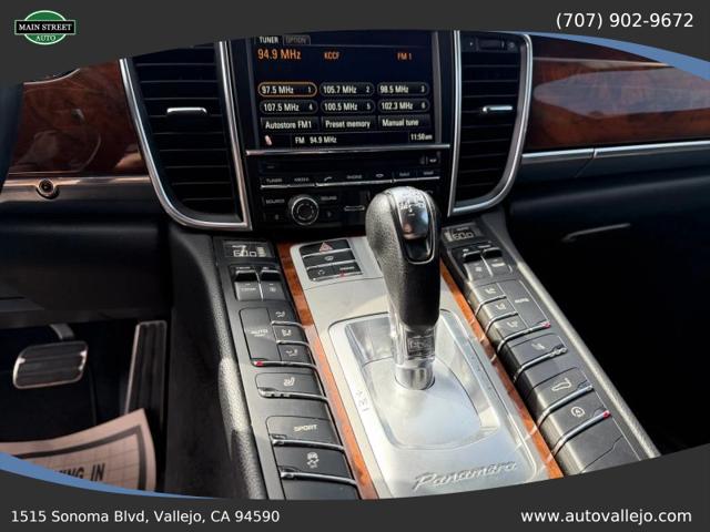 2012 Porsche Panamera 4