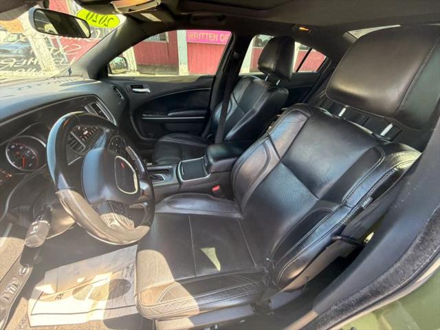 2020 Dodge Charger SXT RWD