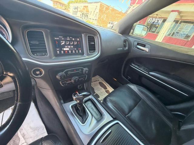 2020 Dodge Charger SXT RWD