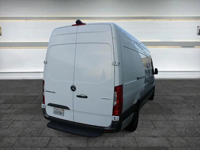 2023 Mercedes-Benz Sprinter 2500 High Roof 4-Cyl Gas