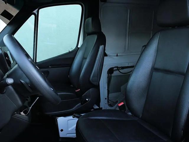 2023 Mercedes-Benz Sprinter 2500 High Roof 4-Cyl Gas