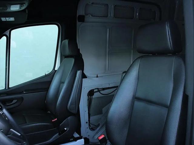 2023 Mercedes-Benz Sprinter 2500 High Roof 4-Cyl Gas