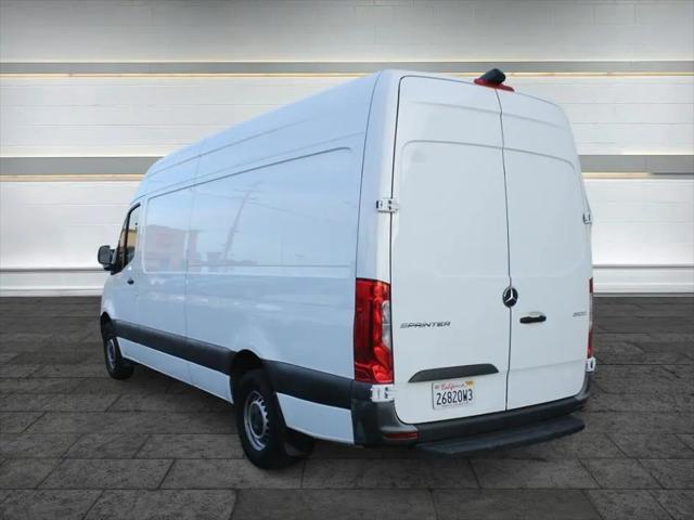 2023 Mercedes-Benz Sprinter 2500 High Roof 4-Cyl Gas