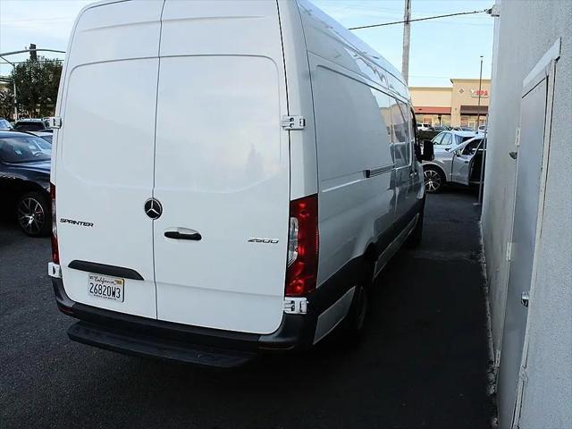 2023 Mercedes-Benz Sprinter 2500 High Roof 4-Cyl Gas